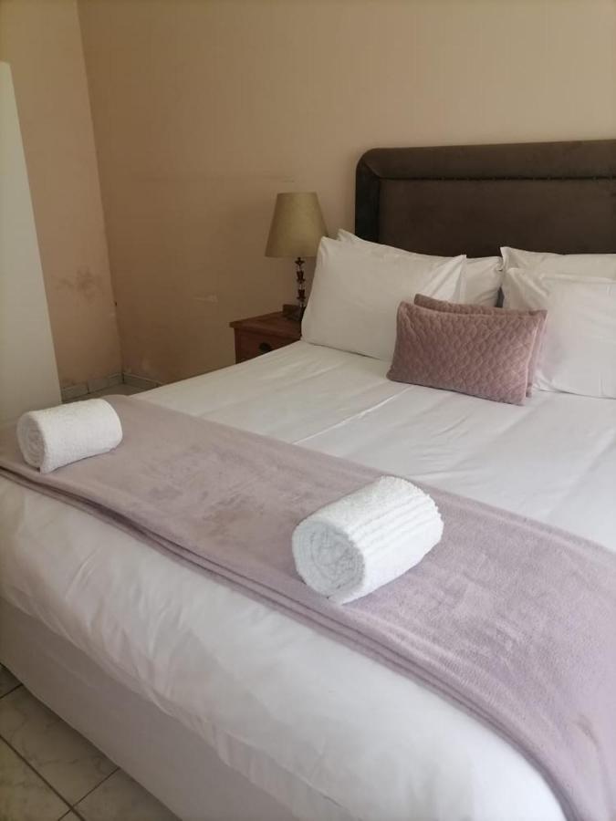 Palm Villa Harare Exterior foto