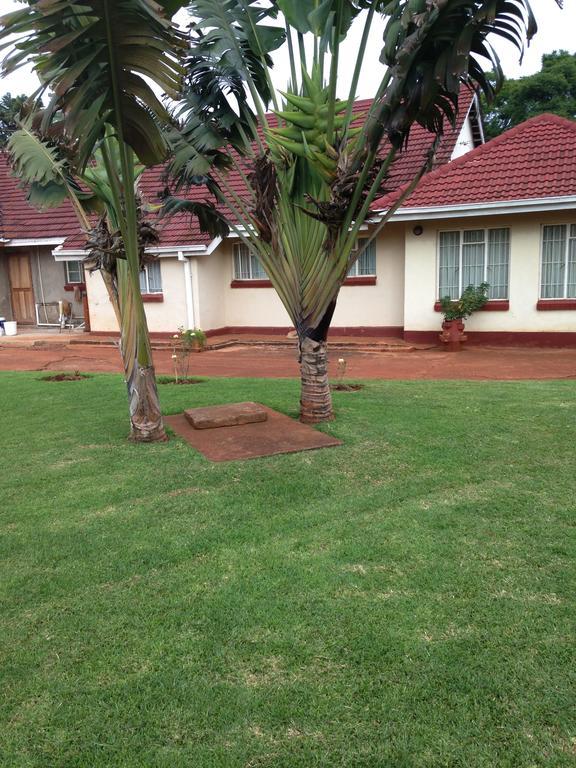 Palm Villa Harare Exterior foto